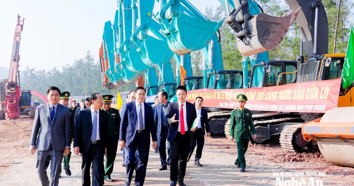 Khởi công dự án đầu tư xây dựng và kinh doanh Cảng nước sâu Cửa Lò