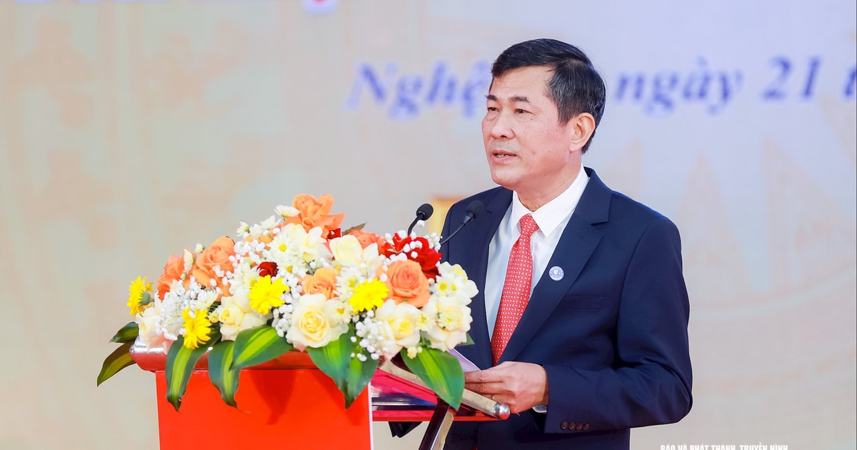 Phê chuẩn đồng chí Thái Văn Thành giữ chức Phó Chủ tịch UBND tỉnh Nghệ An