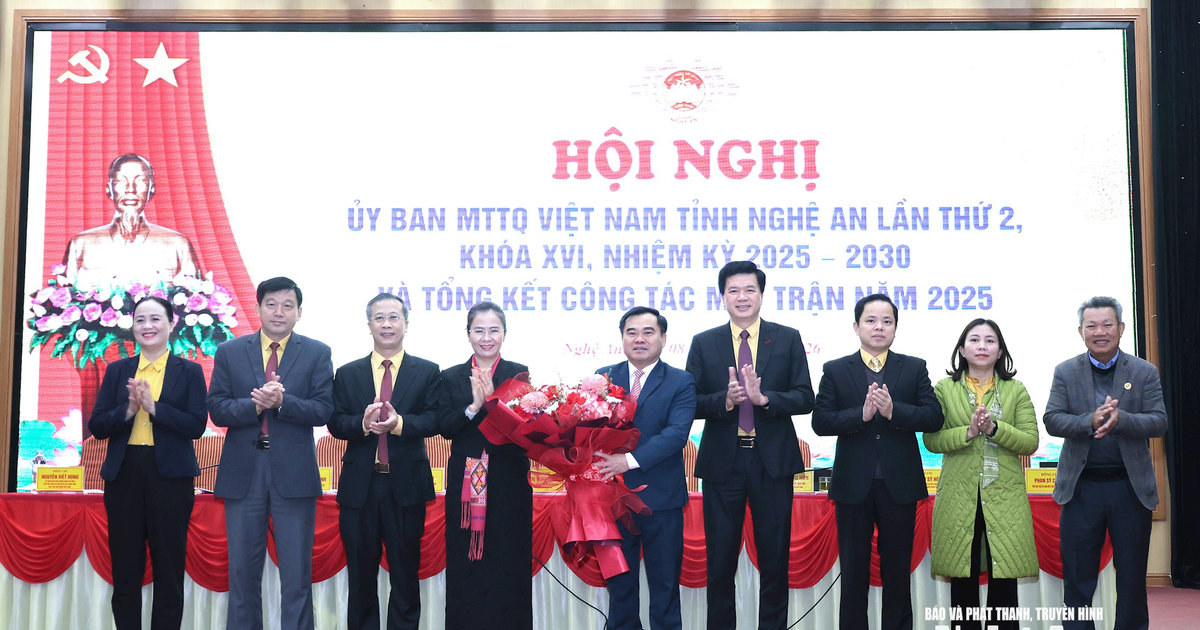 Đồng chí Nguyễn Viết Hùng được hiệp thương cử giữ chức Phó Chủ tịch Ủy ban MTTQ Việt Nam tỉnh Nghệ An