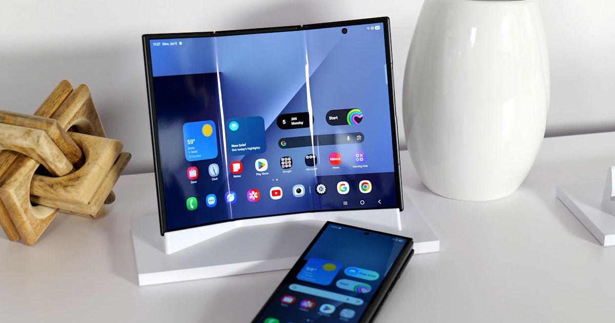 Samsung ra mắt smartphone gập ba ấn tượng tại CES 2026