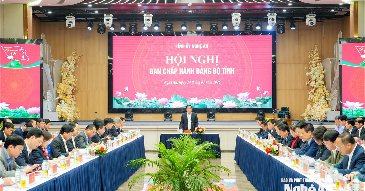 Hội nghị lần thứ 4 Ban Chấp hành Đảng bộ tỉnh Nghệ An