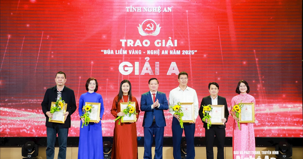 Nghệ An gặp mặt các cơ quan báo chí Xuân Bính Ngọ 2026 và trao giải 'Búa liềm vàng năm 2025'