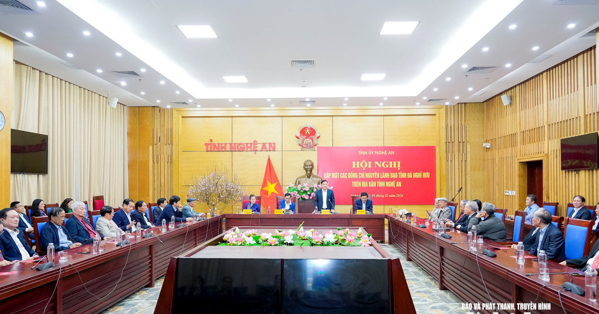 Thường trực Tỉnh ủy  gặp mặt các đồng chí nguyên lãnh đạo tỉnh đã nghỉ hưu