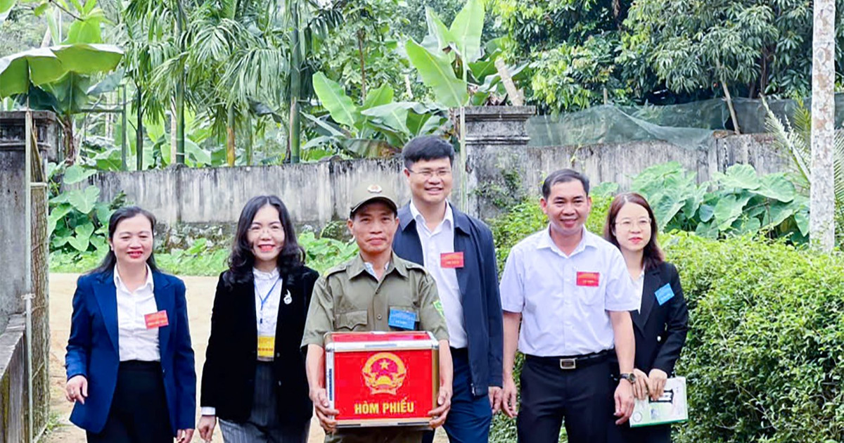 Tỷ lệ cử tri Nghệ An đi bầu cử đạt 99,76% và có 83/130 xã, phường hoàn thành 100%