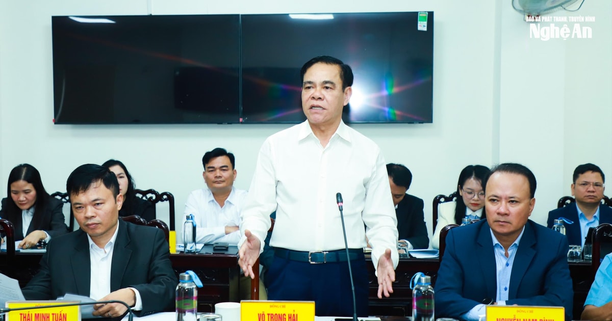 Chủ tịch UBND tỉnh Nghệ An tiếp công dân định kỳ, chỉ đạo rà soát, giải quyết nhiều vụ việc đất đai kéo dài