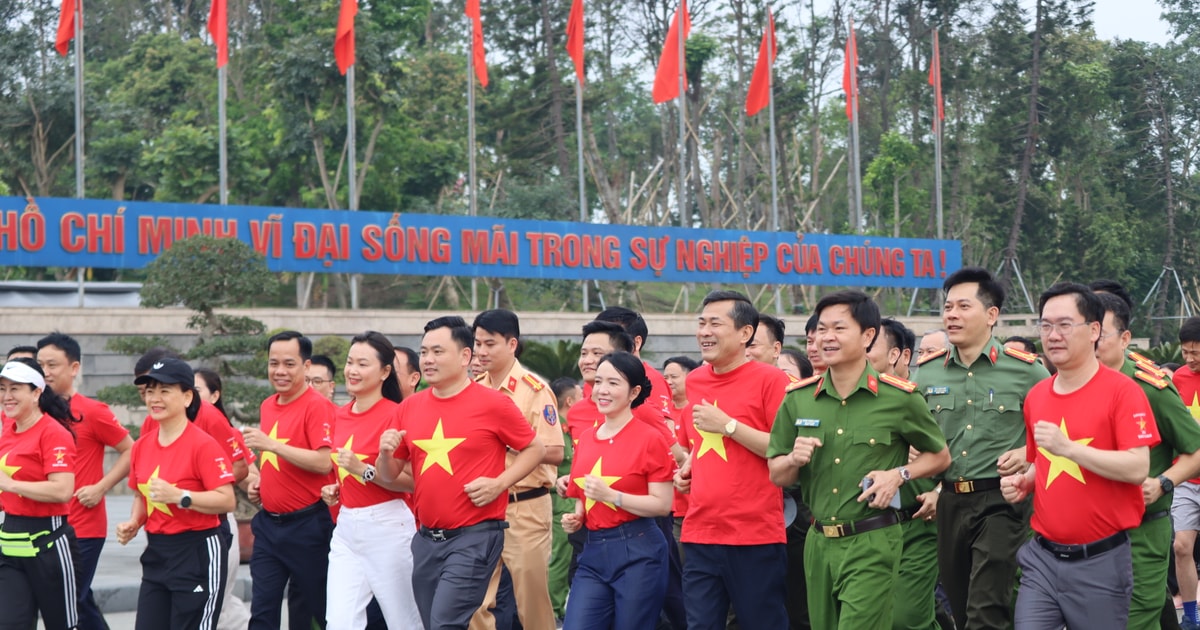 Gần 4.000 người tham gia Lễ phát động “Ngày chạy Olympic - Vì sức khỏe toàn dân - Vì an ninh Tổ quốc”