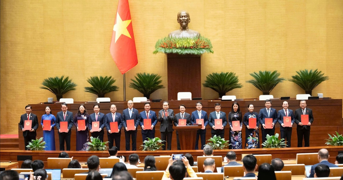 Quốc hội bầu Phó Chủ tịch Quốc hội và Ủy viên Ủy ban Thường vụ Quốc hội