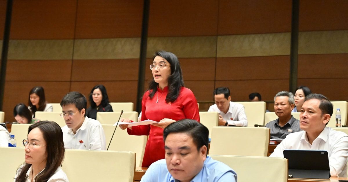 Đại biểu Quốc hội tỉnh Nghệ An thảo luận  2 dự án luật về hộ tịch và công chứng