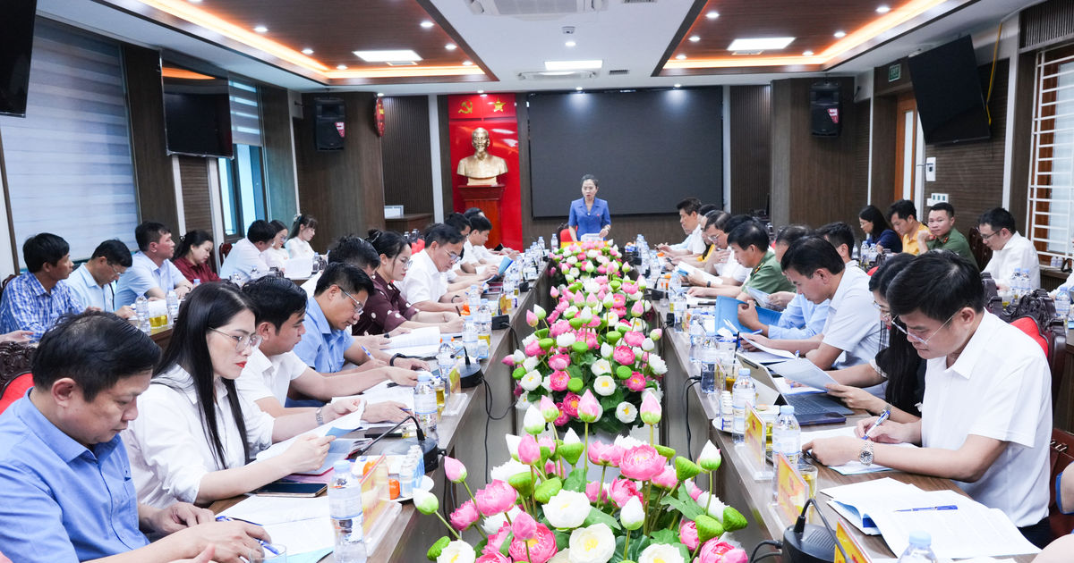 Phó Bí thư Tỉnh ủy Võ Thị Minh Sinh làm việc với các xã: Đô Lương, Bạch Ngọc, Văn Hiến, Bạch Hà, Thuần Trung, Lương Sơn