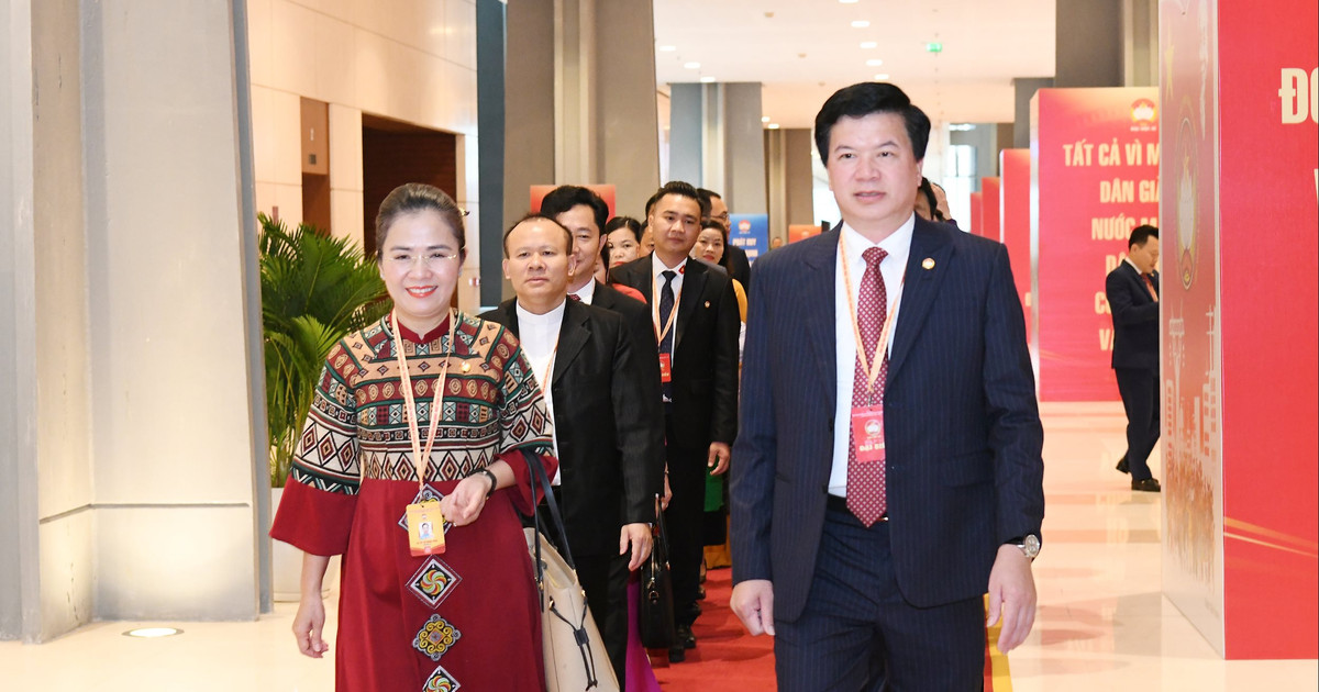 Hình ảnh Đoàn đại biểu Nghệ An dự Đại hội Mặt trận Tổ quốc Việt Nam lần thứ 11