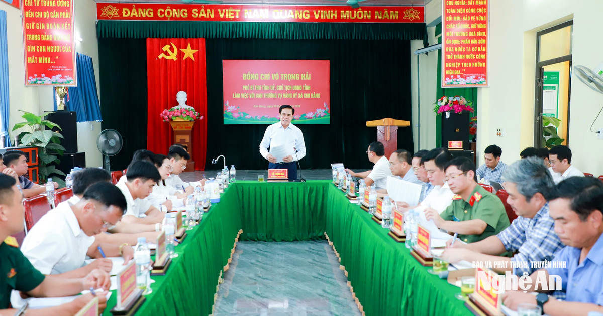 Chủ tịch UBND tỉnh Võ Trọng Hải đôn đốc tiến độ giải phóng mặt bằng cao tốc Vinh - Thanh Thủy tại xã Kim Bảng