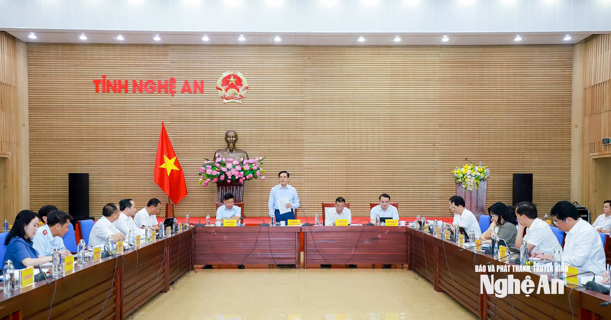 UBND tỉnh cho ý kiến về Phương án tiếp tục xây dựng, hoàn thiện tổ chức bộ máy khối chính quyền