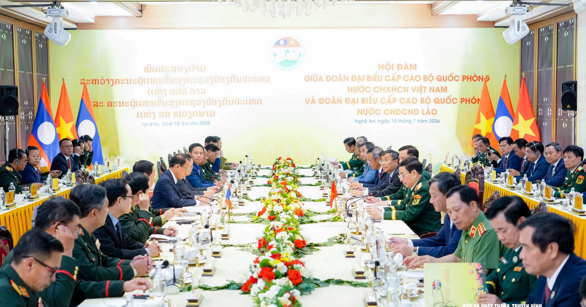 Hội đàm giữa Bộ trưởng Bộ Quốc phòng Việt Nam và Bộ trưởng Bộ Quốc phòng Lào