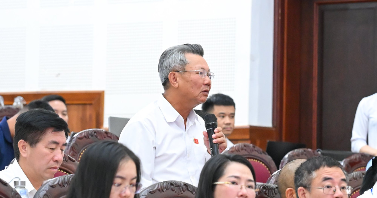 Đại biểu HĐND tỉnh đề nghị nâng mức hỗ trợ kinh phí hoạt động của HĐND cấp xã