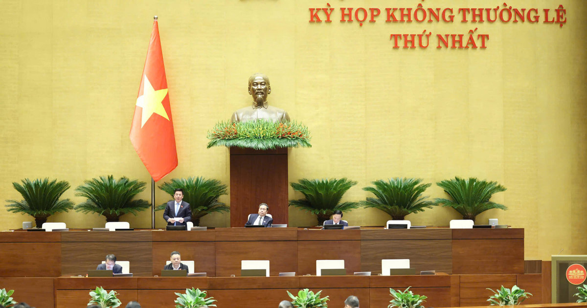 Quốc hội thông qua Luật Dầu khí (sửa đổi); Luật sửa đổi, bổ sung một số điều của Luật Hải quan; Luật Phổ biến, giáo dục pháp luật (sửa đổi)