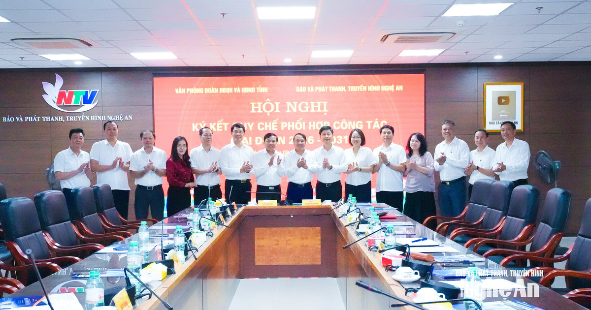 Ký kết phối hợp tăng cường tuyên truyền hoạt động của cơ quan dân cử
