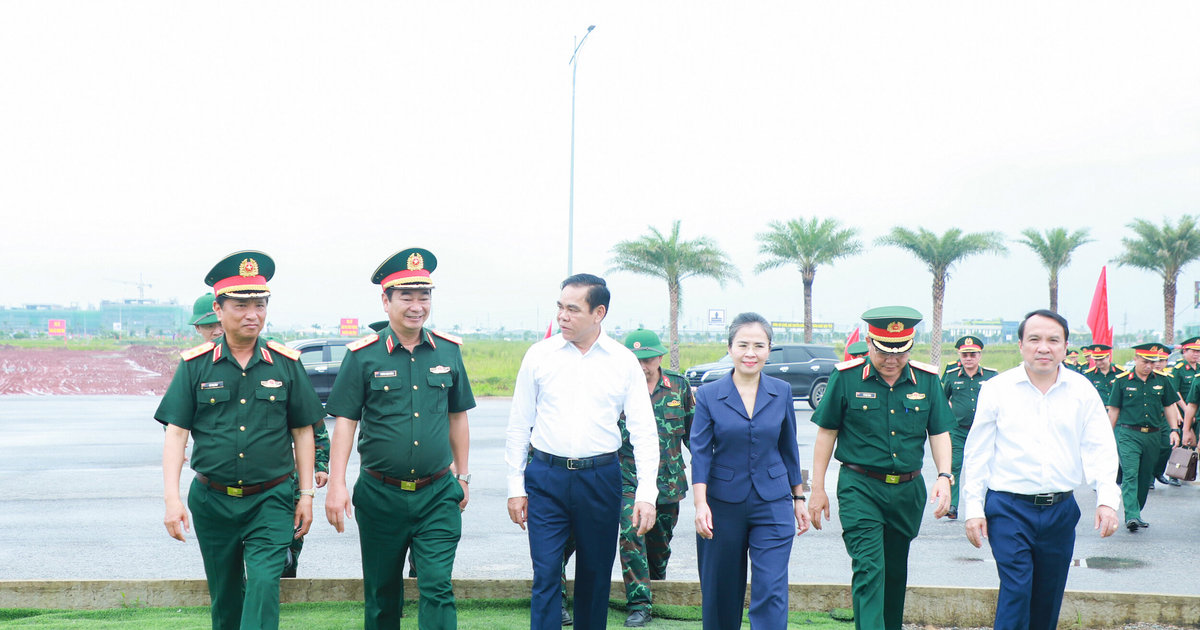 Phó Tổng Tham mưu trưởng QĐND Việt Nam kiểm tra phương án thực binh 'Vòm phòng không bền vững' tại Nghệ An