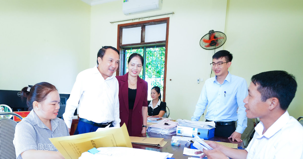 Phó Chủ tịch Thường trực HĐND tỉnh giám sát việc vận hành chính quyền địa phương 2 cấp tại xã Mường Ham