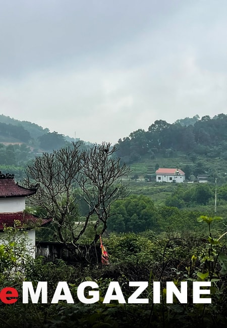 Dấu lặng buồn dưới chân núi Thiên Nhẫn