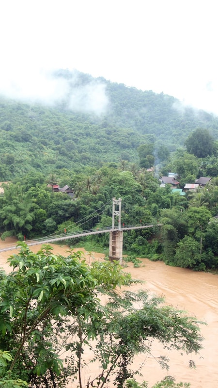 Xuất hiện hàng chục điểm sạt lở, bản biên giới Kỳ Sơn bị cô lập hoàn toàn