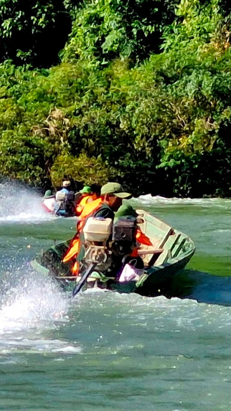 Nhóm thiện nguyện Niềm Tin trao 239 suất quà cho đồng bào Đan Lai gặp khó khăn trong lõi rừng Pù Mát