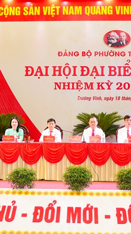 Đại hội đại biểu Đảng bộ phường Trường Vinh lần thứ I