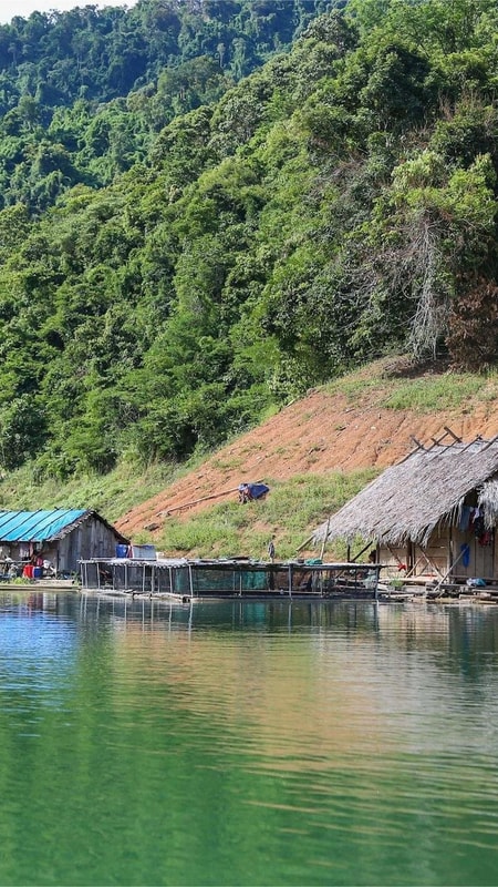 Hữu Khuông - Khơi dậy nội lực từ "ốc đảo" gian nan