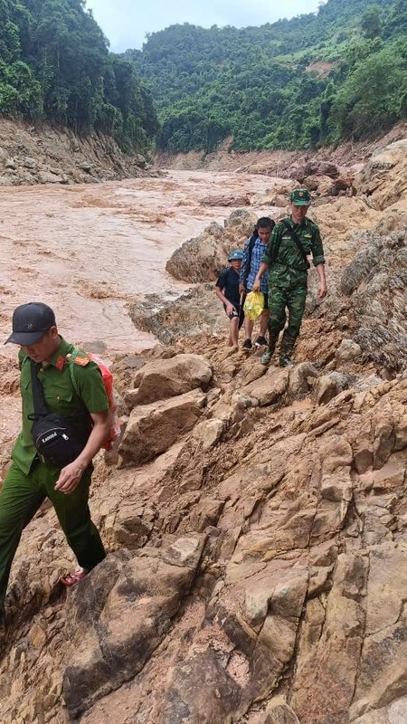 Bám nắm thông tin, bảo vệ vững chắc an ninh biên giới quốc gia