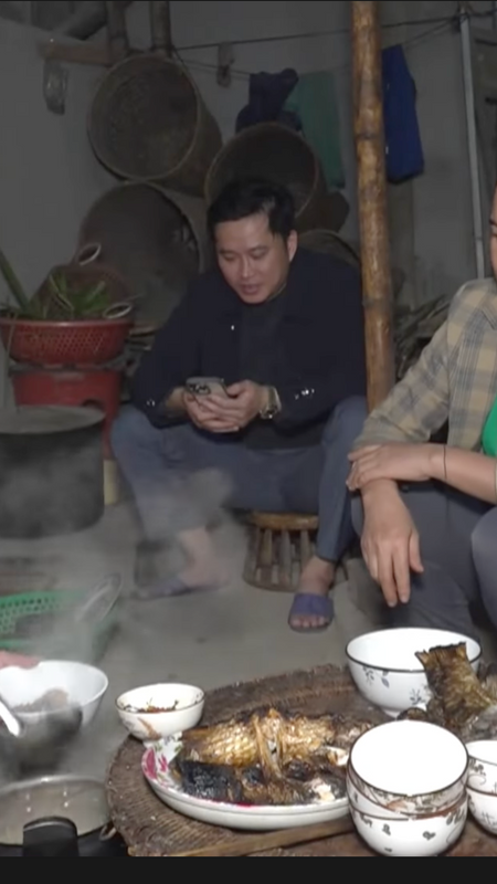 Tết dương lịch ấm nồng bên bếp lửa người Thái