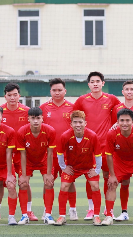 Đình Bắc thi đấu giao hữu và đóng góp thiện nguyện ở quê nhà nhân dịp đầu Xuân