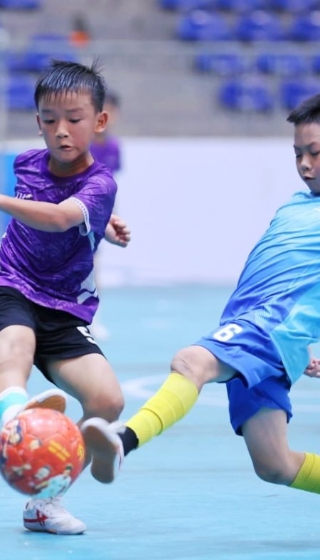 Trực tiếp Bán kết 2: Nhi đồng Cửa Lò gặp Nhi đồng An Châu