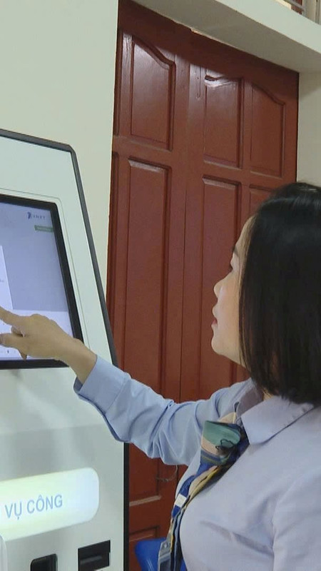 Nỗ lực tháo gỡ các “điểm nghẽn” trong cải cách hành chính và chuyển đổi số