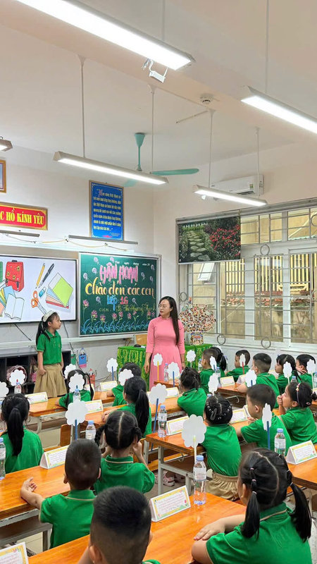Sau sắp xếp: Cán bộ, giáo viên thích ứng với phương thức quản lý mới