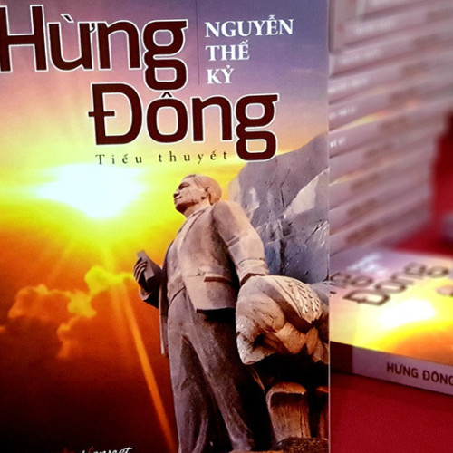 Đọc truyện đêm khuya: Hừng Đông