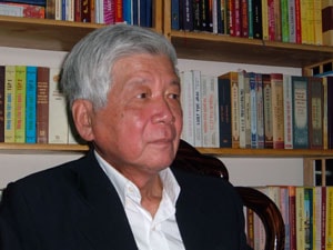 Trò chuyện với nhà “Nghệ học”- PGS Ninh Viết Giao về: Văn hóa dân gian Xứ Nghệ trong “thế giới phẳng”