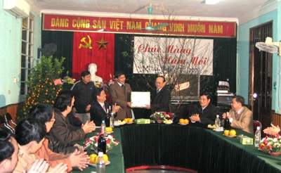 Lãnh đạo tỉnh đón giao thừa cùng các đơn vị trực tết