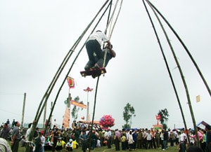 Lễ Hội Đền Cuông 2008