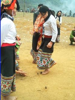 Một số tập tục đón tết của người Thái Trắng Nghệ An