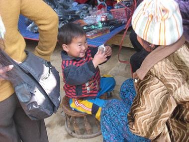 Lên chợ Xuân vùng cao