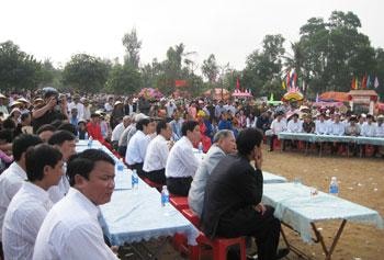 Về với lễ hội đền Nguyễn Xí