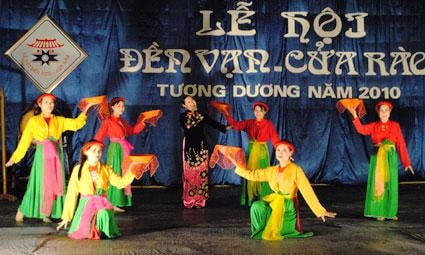 Lễ hội Đền Vạn - Cửa Rào