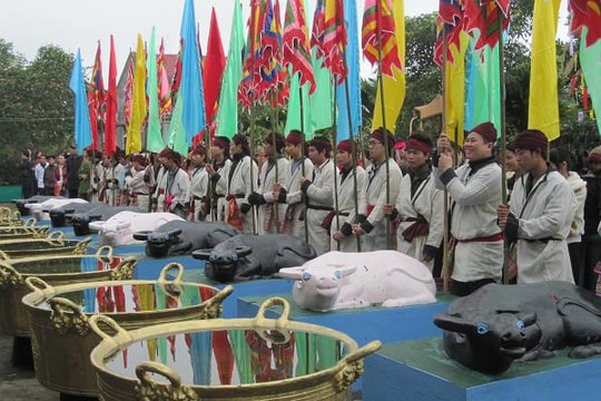 Khai mạc Lễ hội Đền Chín gian