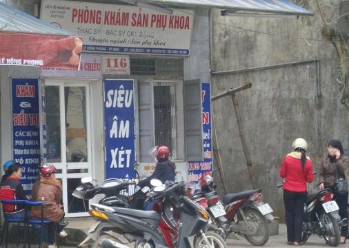 Tháo gỡ "rào cản" trong chăm sóc sức khỏe sinh sản vị thành niên