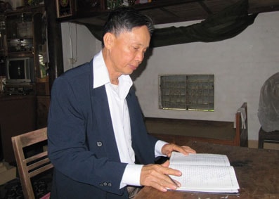 Lớp học miễn phí của thầy giáo về hưu