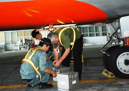 Sẽ kiểm tra đột xuất độ an toàn của máy bay Việt Nam