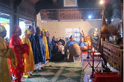 Nghi Khánh tổ chức Lễ hội Đền Cửa