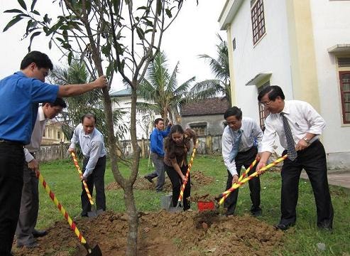 Mít tinh hưởng ứng Tuần lễ Quốc gia nước sạch và VSMT