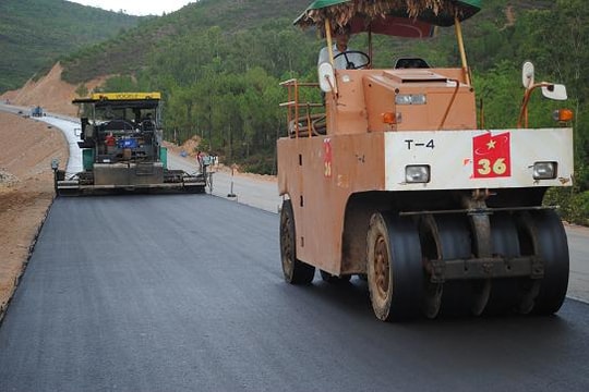 Đẩy nhanh tiến độ giải phóng mặt bằng Dự án cải tạo, nâng cấp QL 1