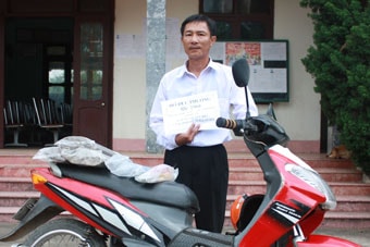 Bắt vụ vận chuyển thuốc nổ