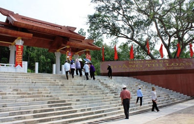 Khu mộ Cụ bà Hoàng Thị Loan, công trình văn hoá tâm linh đặc biệt